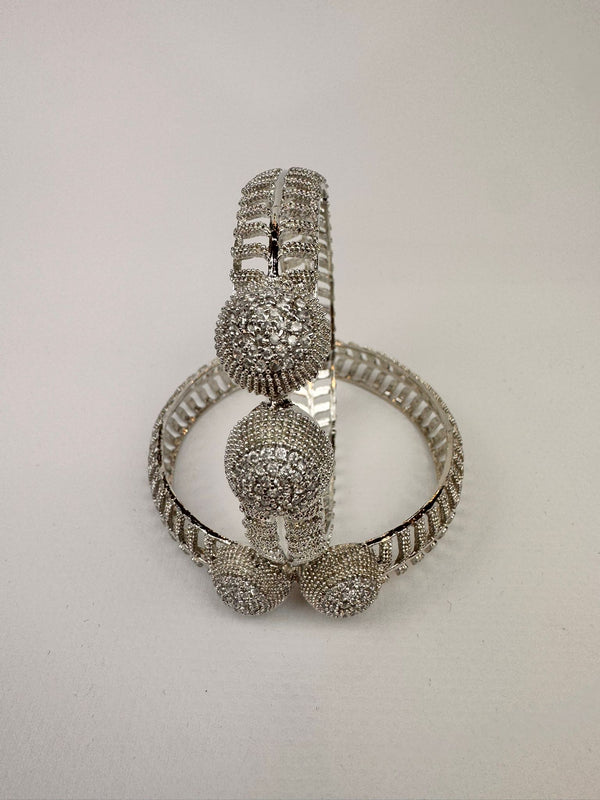 Sparkling Zircon Kada Set